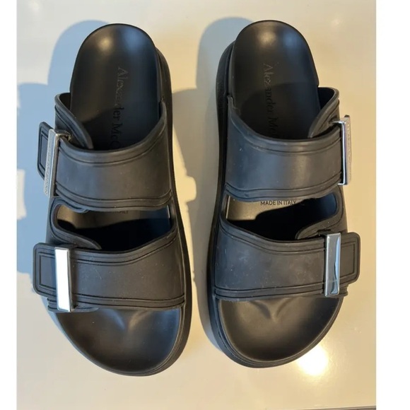 Alexander McQueen men\'s   Black Slide Sandals